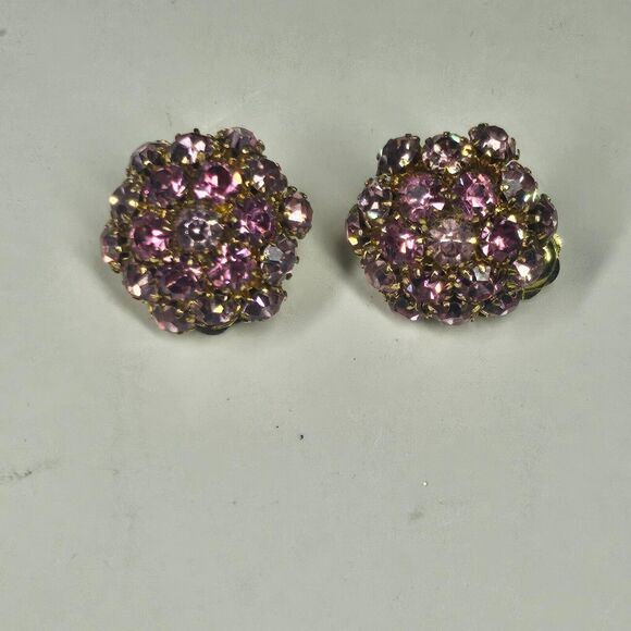 Regency Pink Rhinestone Butterfly Pin w/Matching Earrings Vintage Goldtone - Picture 4 of 16